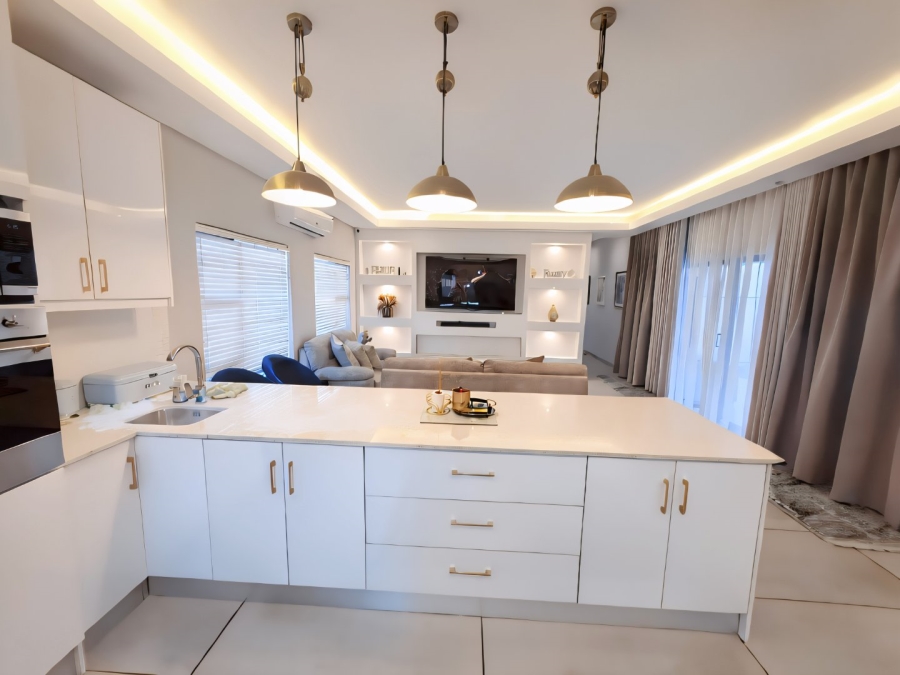 4 Bedroom Property for Sale in Sandown Western Cape